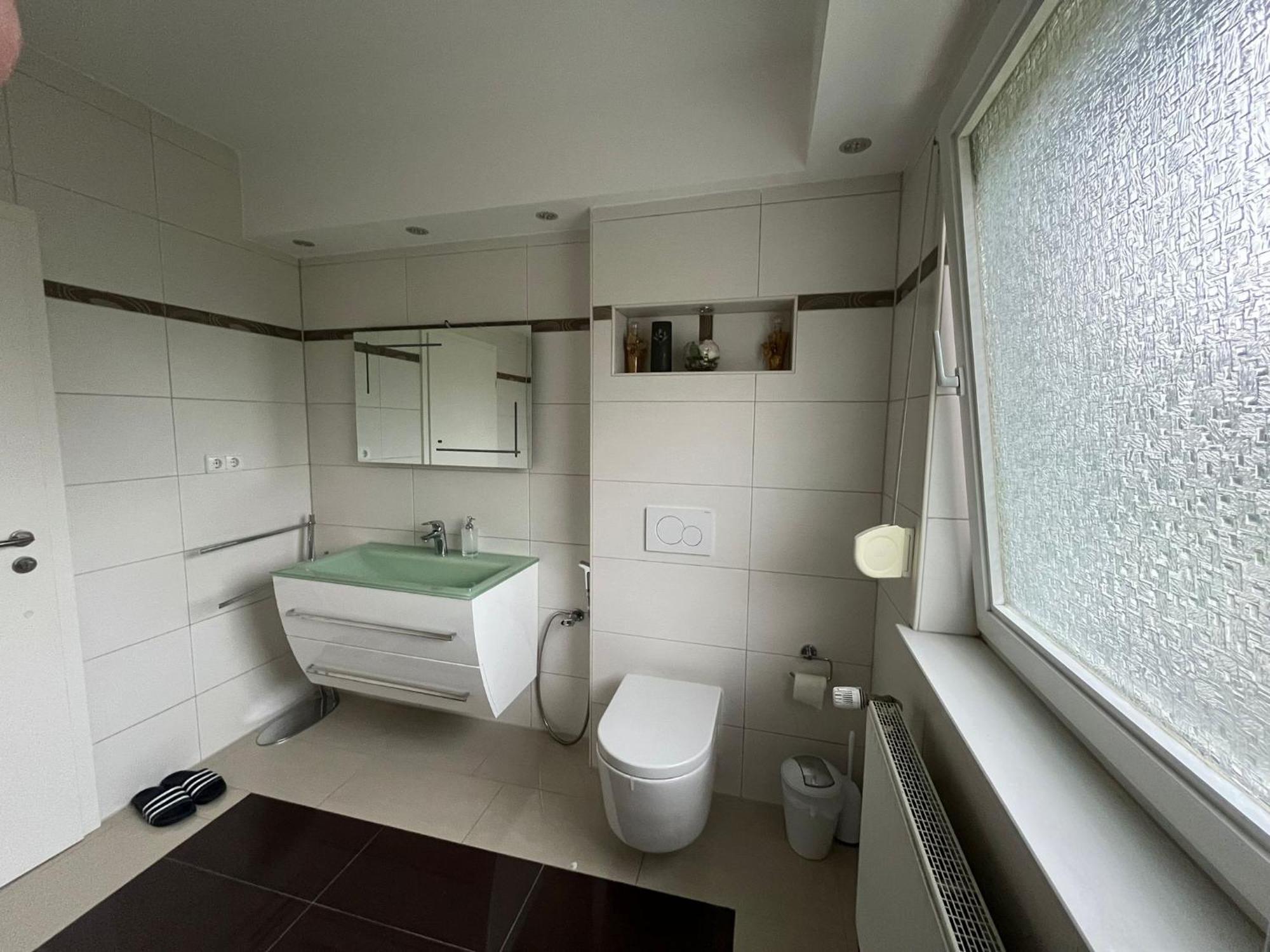 Schickes 110Qm Ferienhaus In Naehe Vw, Messe,Dez Und Orangerie Kassel Eksteriør billede