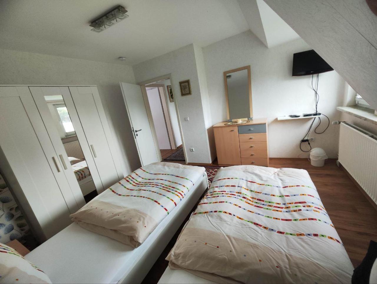 Schickes 110Qm Ferienhaus In Naehe Vw, Messe,Dez Und Orangerie Kassel Eksteriør billede